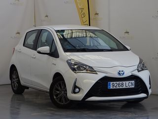 TOYOTA Yaris 1.5 100H Active
