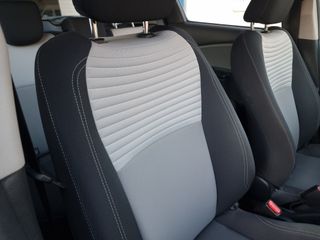 TOYOTA Yaris 1.5 100H Active