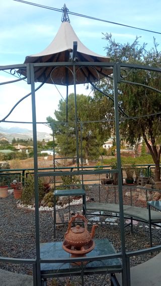 Pérgola jardín redonda