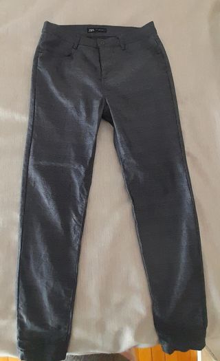 Pantalón cuadros de Zara