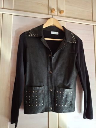 Sobrecamisa "Tripode"