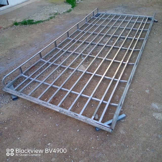 Rack per furgoni in acciaio zincato