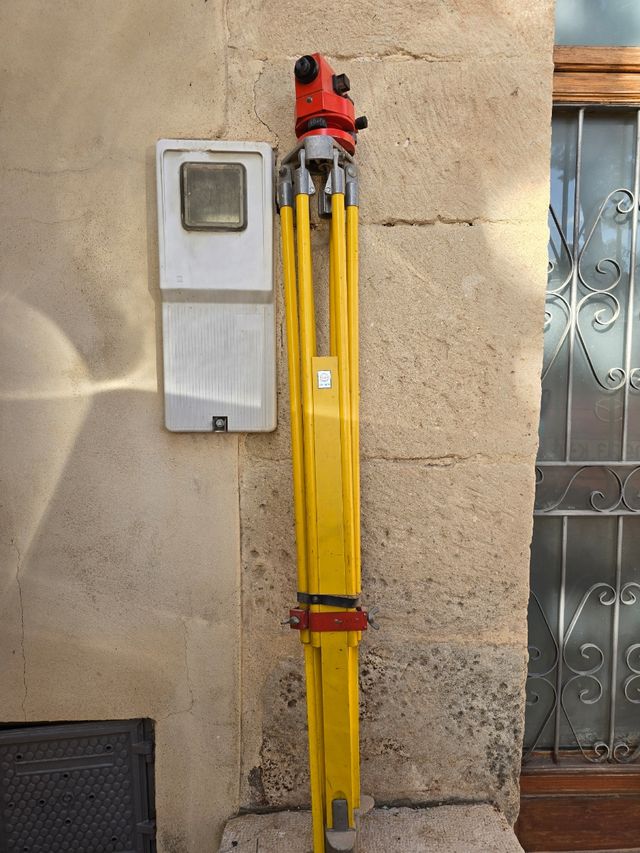 Tripode topografía