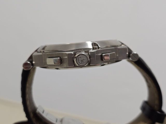 Reloj suizo Gc