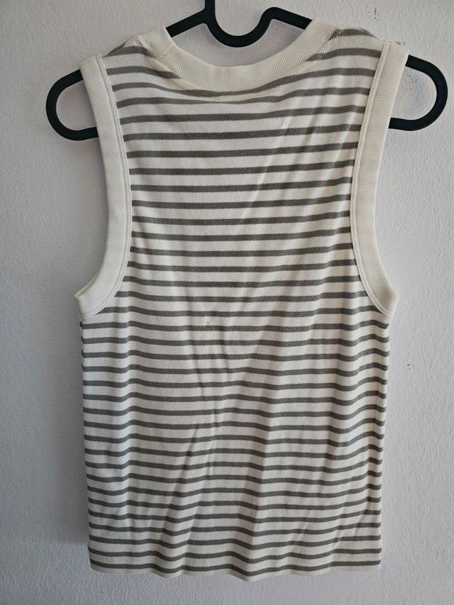 Camiseta sin mangas Massimo dutti nuevo