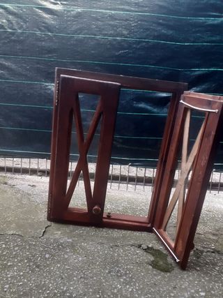 Ventana de madera