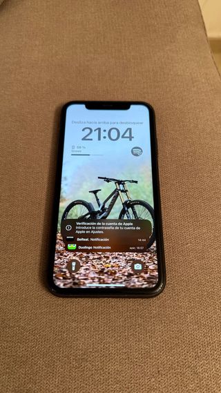 Iphone 11 128 gB gris espacial