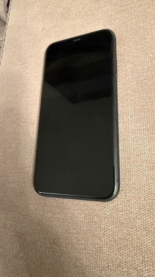 Iphone 11 128 gB gris espacial