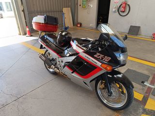 tasuke Moto kawasaki zx10 tomcat de segunda mano por 2.700 EUR en Ciudad