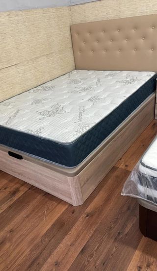 LIQUIDACIÓN!! CANAPÉ Y COLCHÓN 300€