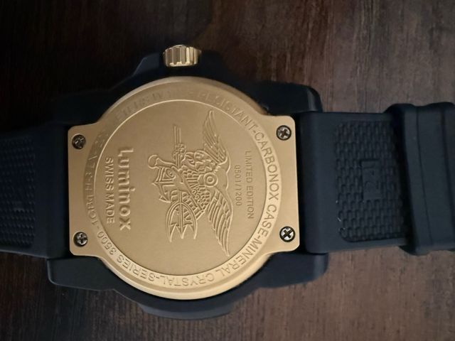 Reloj Luminox EDT Navy Seal gold