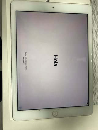 iPad Air 16 GB WiFi modelo A4 74  funda de regalo