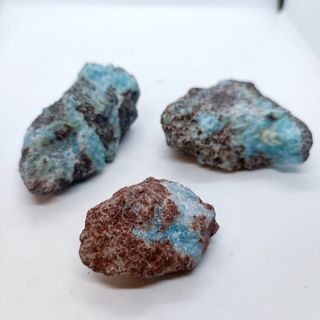 3 rocas Larimar bruto Dominicano 196gr 
