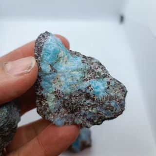 3 rocas Larimar bruto Dominicano 196gr 