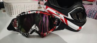 Casco de moto + gafas