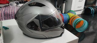 Casco de moto modular