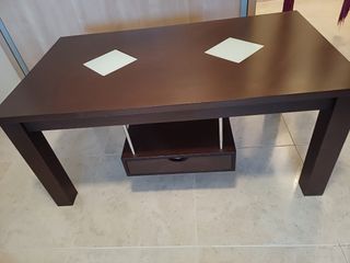 Mesa centro maciza con cajon