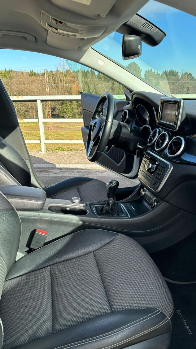 Mercedes-Benz Clase CLA 2014