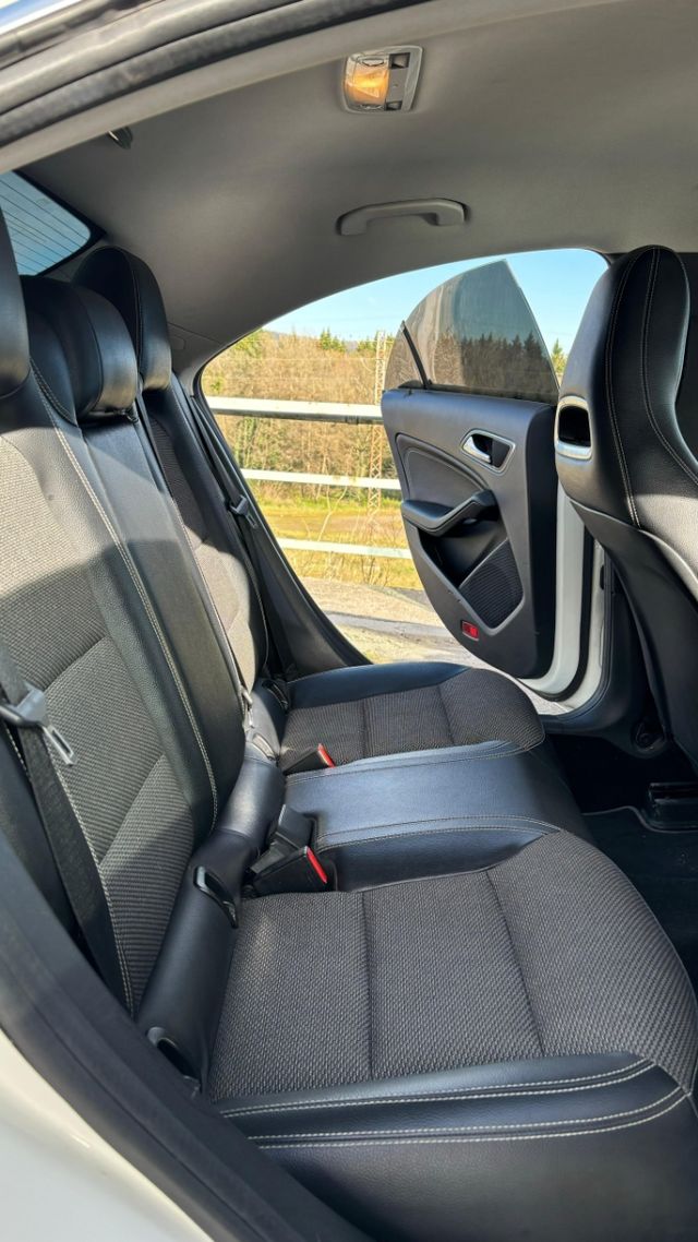 Mercedes-Benz Clase CLA 2014