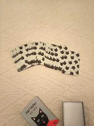 Juego de Cartas. Gato Desparejado