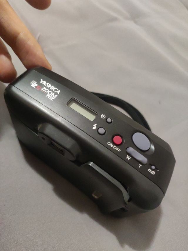 Macchina fotografica Yashica Ezs zoom70z