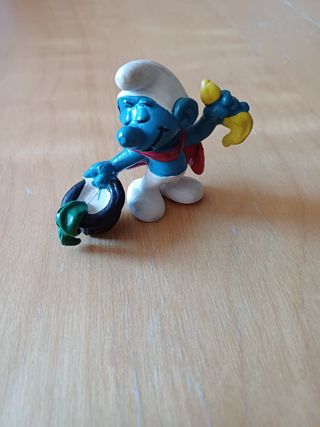 Figura Pitufo Mago 