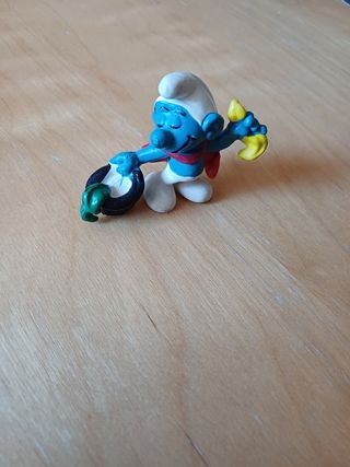 Figura Pitufo Mago 