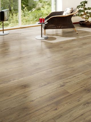 PARQUET Y TARIMA INSTALACIÓN 