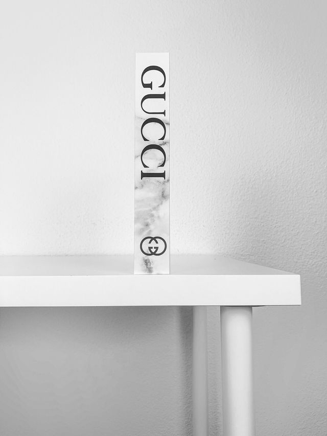 Gucci libro decorativo. NUEVO