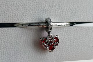 Charm corazón ❤️M&M❤️