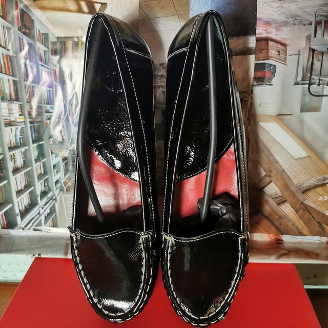 Moccasini vernice nero tg 40