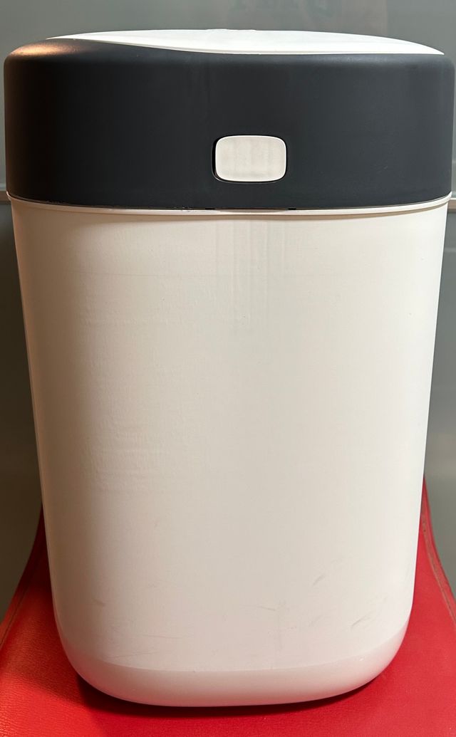 Contenedor de pañales Twist & Click  Tommee Tippee