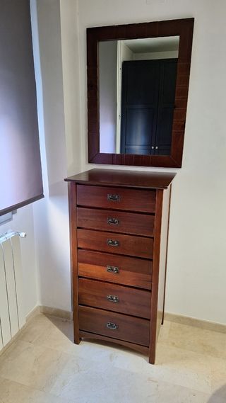 Sinfonier y espejo de madera maciza