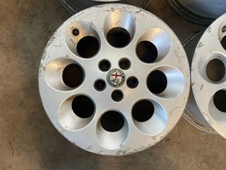 JUEGO DE LLANTAS PARA ALFA ROMEO 16" ET 41,5