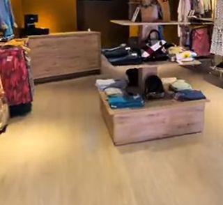 Mueble expositor tienda