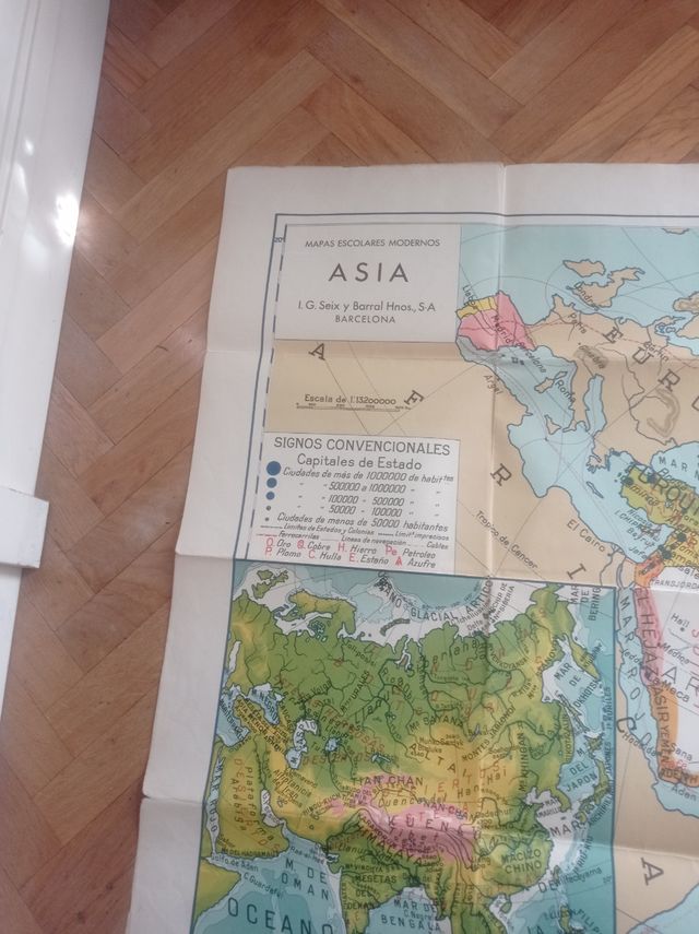 Antiguo mapa escolar de Asia