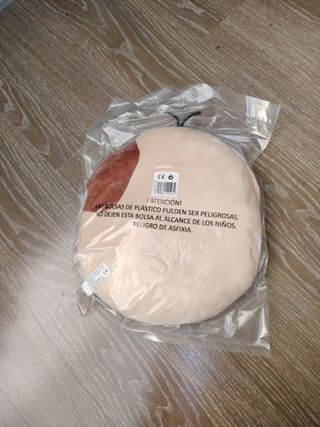 Cojín pepe y mila, sin abrir