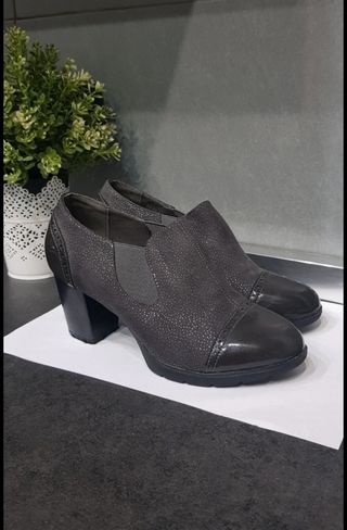 Scarpe della Soft Space nr 35