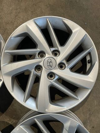JUEGO DE LLANTAS PARA HYUNDAI 5X114,3 16"