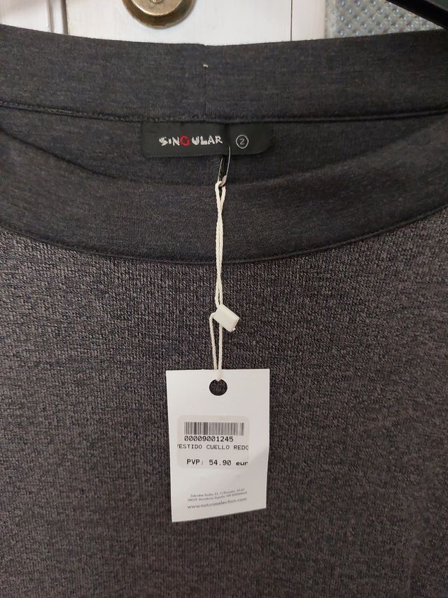 Sin estrenar, vestido