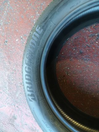 1 neumático 245/50R19 BRIDGESTONE RSC