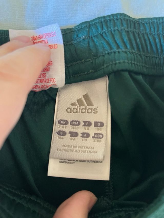 Pantalon deporte Real Madrid 4 años