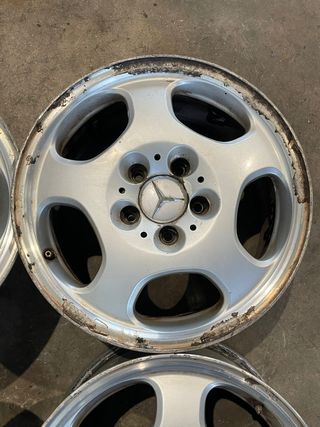 JUEGO DE LLANTAS PARA MERCEDES W210 16"