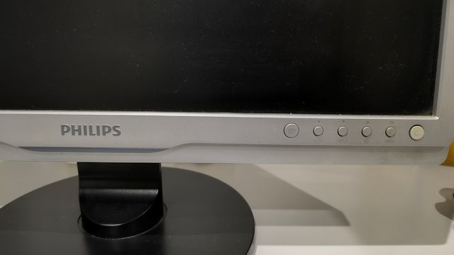 Pantalla Philips Brilliance 17"