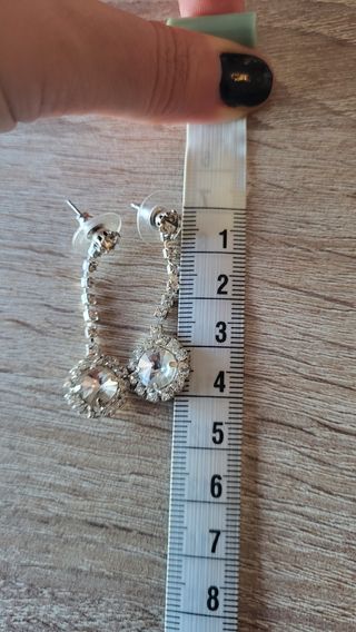 Pendientes plateados largos gota