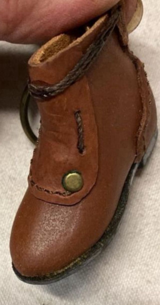 LlAVEROS ojo!!!!! mas de 1600 llaveros  Todos 499€