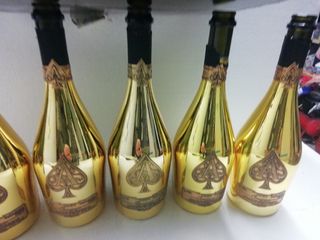 6 BOTTIGLIE VUOTE ARMAND DE BRIGNAC