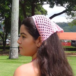 Bandana tejida a crochet rosa 🩷
