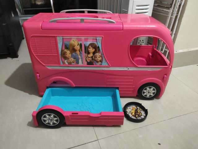 Carcasa caravana de lujo Barbie