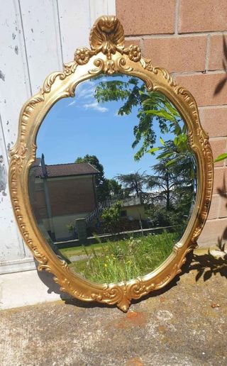 Specchio ovale stile barocco